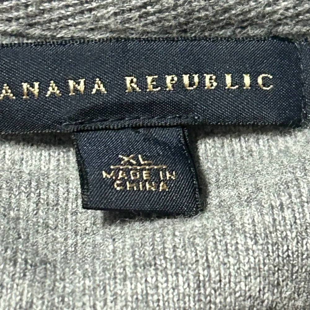 Banana Republic men size extra large, double knit,‎ pull over sweater